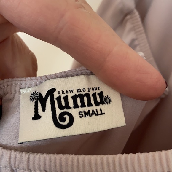 Show me your mumu "heather halter dress" in show me your ring color. - Picture 3 of 4